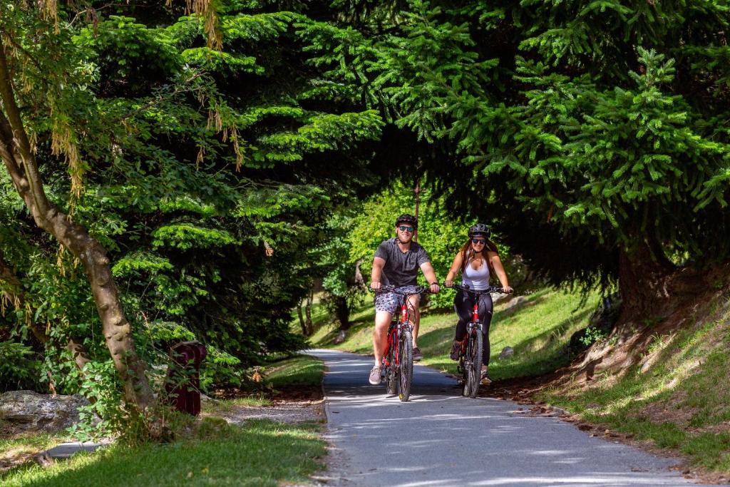 رياضة و نشاطات