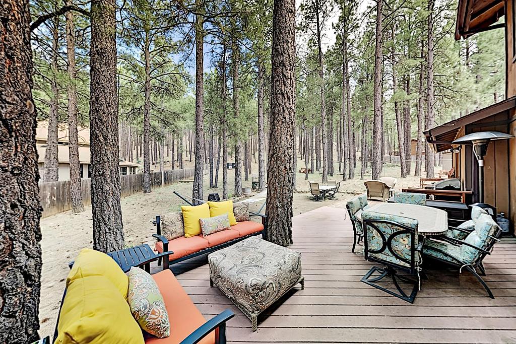 Hot Stuff, Flagstaff