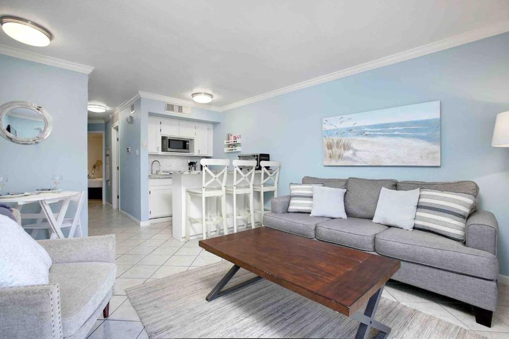 Victorian Condo #9227 — Hotel in Galveston (TX)