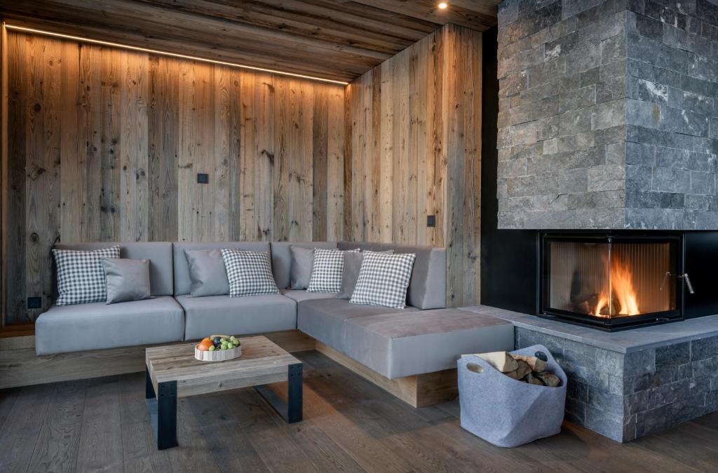 ALM CHALET - 2