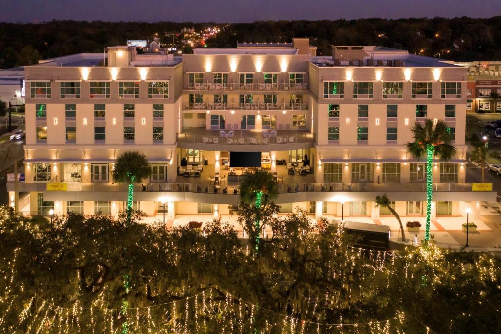 Hilton Garden Inn Ocala Downtown photo