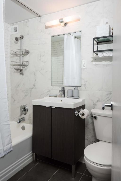 Sleek CWE Studio near BJC by Zencity photo