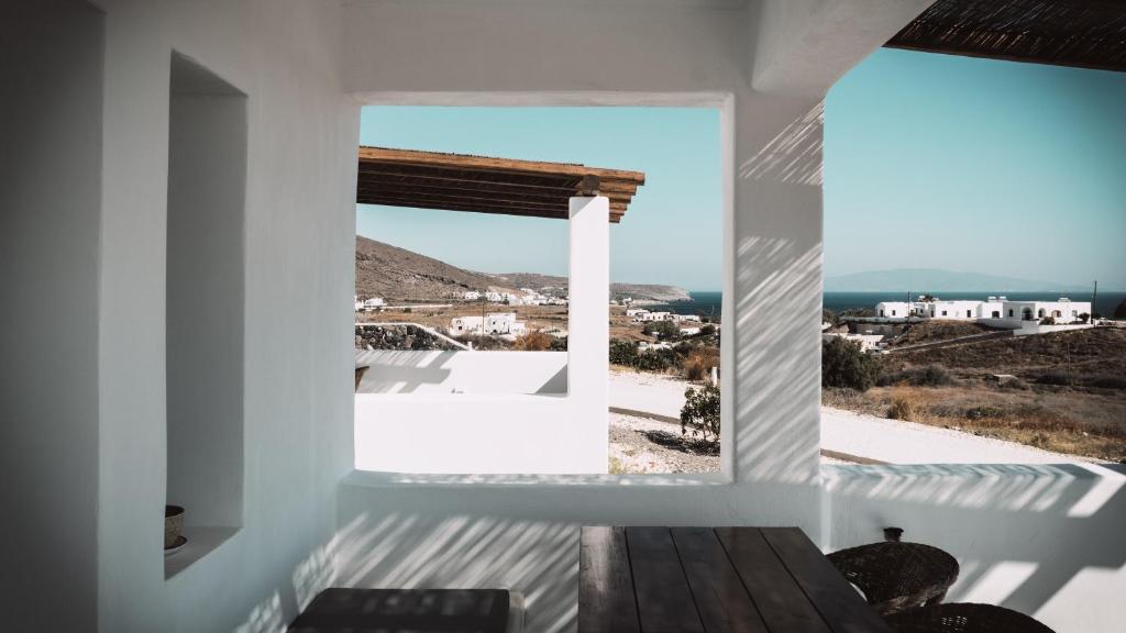 Bianco Diverso Suites photo