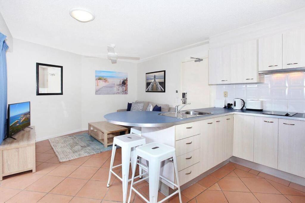Mooloolaba Unit in the Nautilus Resort photo