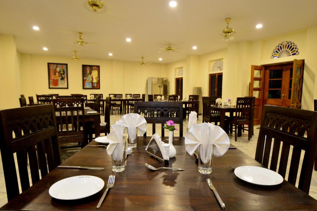 Aaram Baagh Resort photo