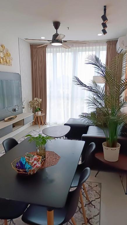 My Exclusive StayCation, Metrocity