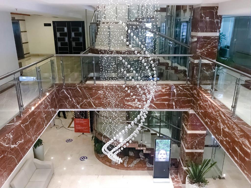 Waldorf Hotel photo