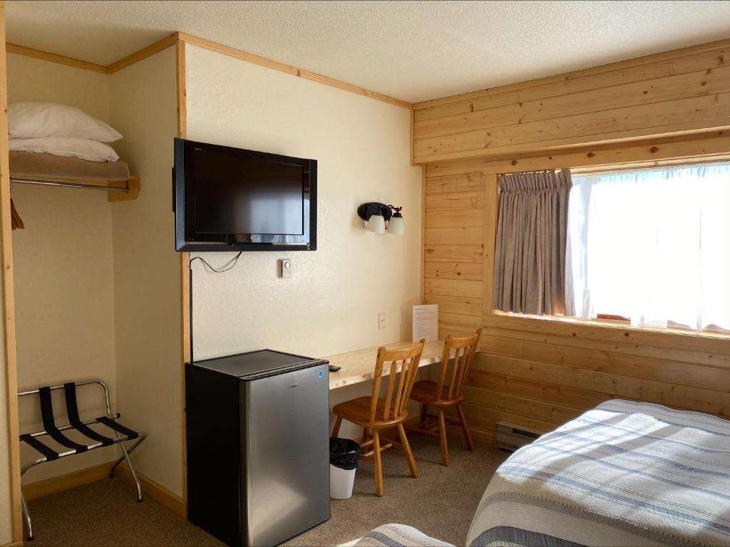 Stork Nest Inn photo