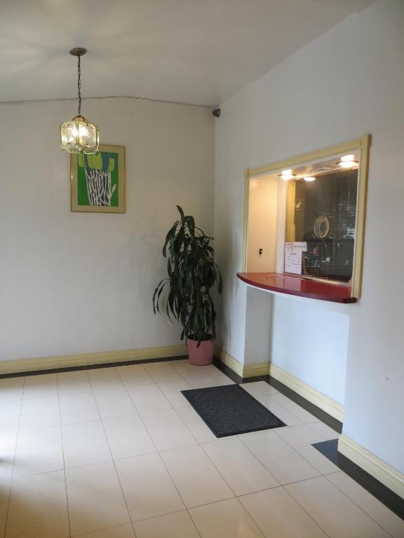 Jet Inn photo