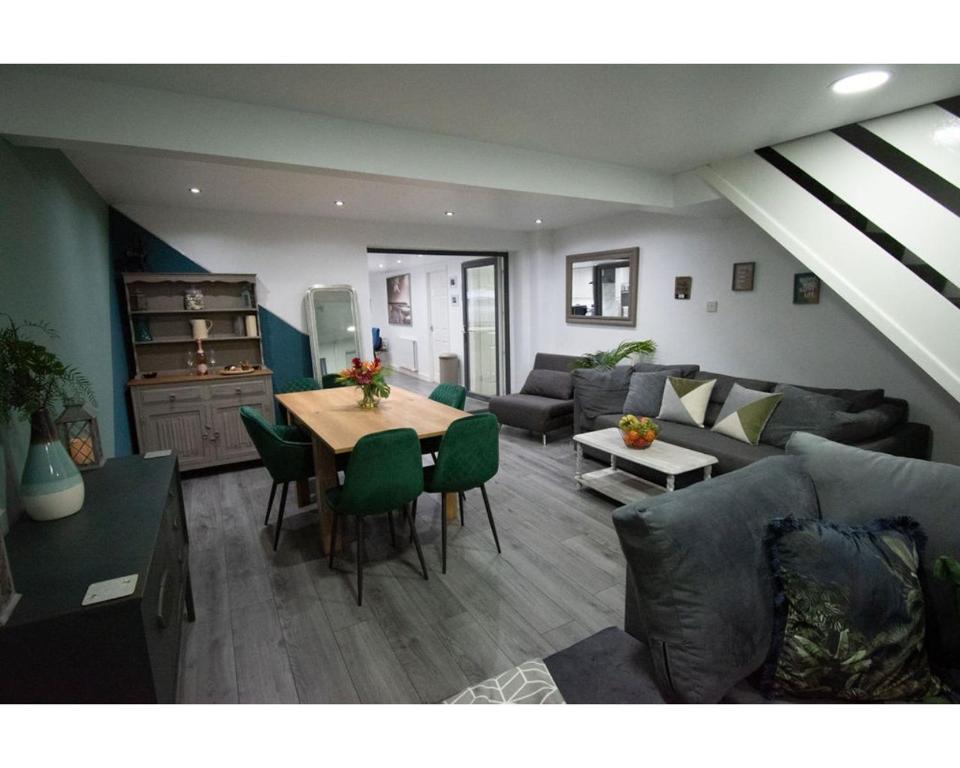 Ideal Lodgings in Baxenden, Accrington