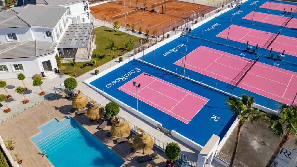 Residencia Deportiva RozaRossa - 2