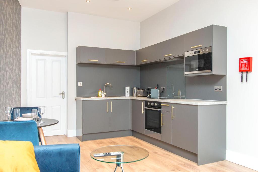 Coldharbour Suites photo