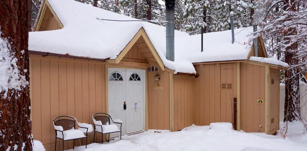 Sleepy Forest Cottages — Hotel in Big Bear Lake (CA)