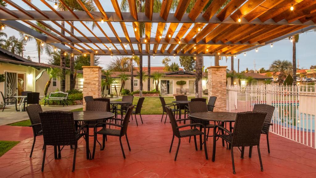 Fallbrook Country Inn photo