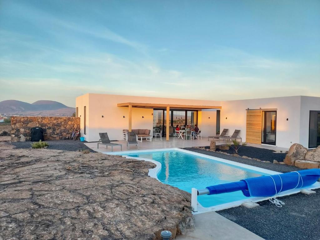 Villa Tabaiba en Lajares con Piscina - 1