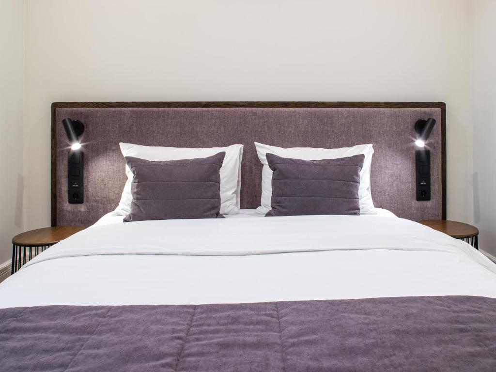 On The Square Guesthouse Photo 33