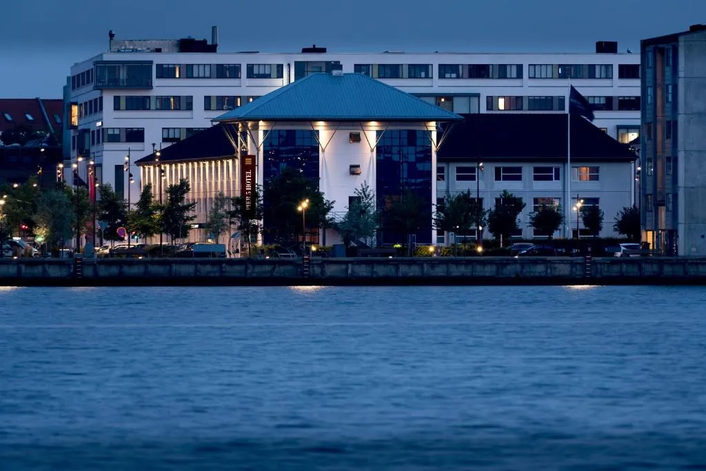Pier 5 Hotel，位于奥尔堡的酒店