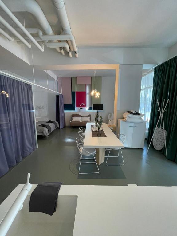 Main Station Design Loft Style Apartment - 1