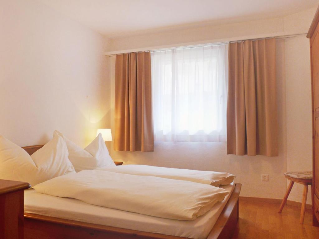 Apartment Chesa Sur Val 22 by Interhome - 4