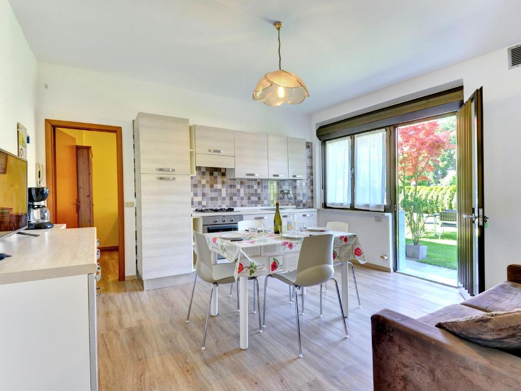 Apartment Anna-1 by Interhome - 3