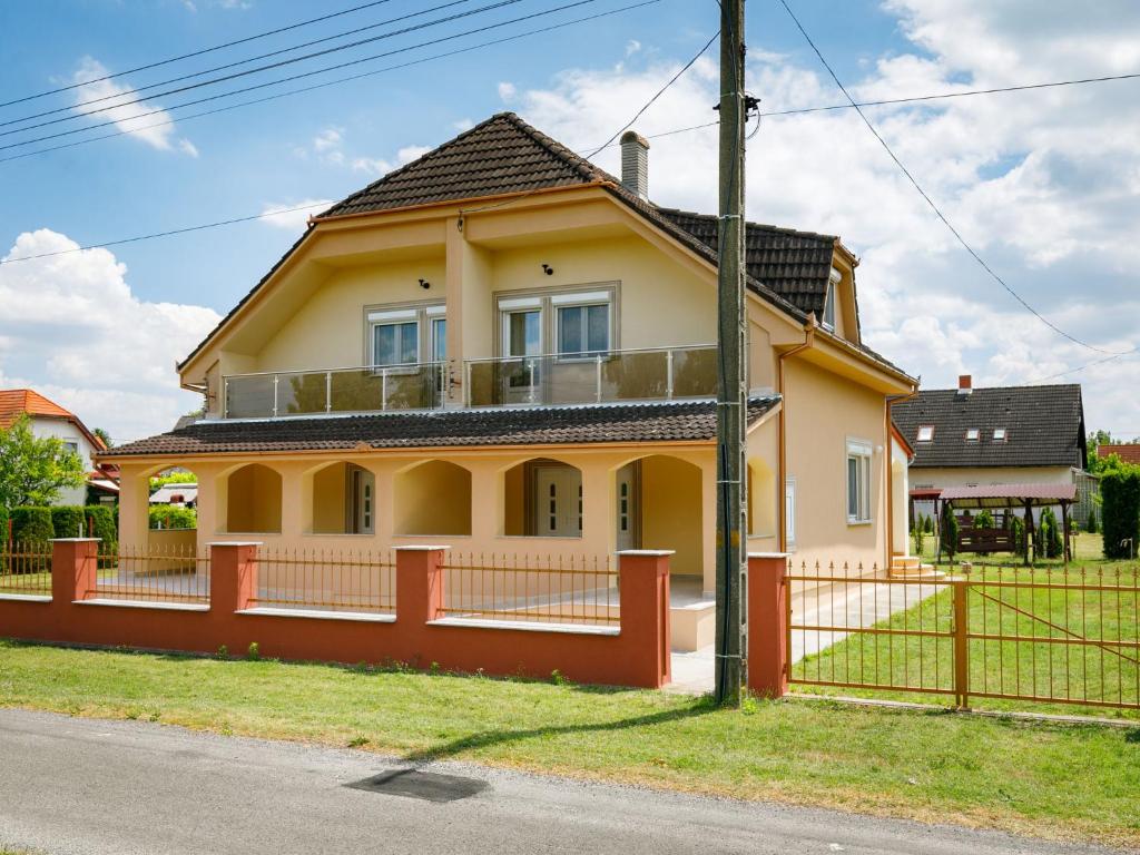 Apartment Daisy 2 by Interhome, Balatonmáriafürdő