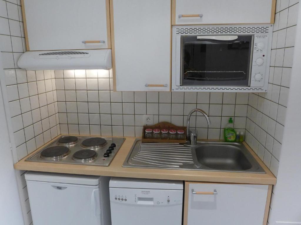 Studio Les Moutières B1 et B2 - Val Claret-23 by Interhome - 2