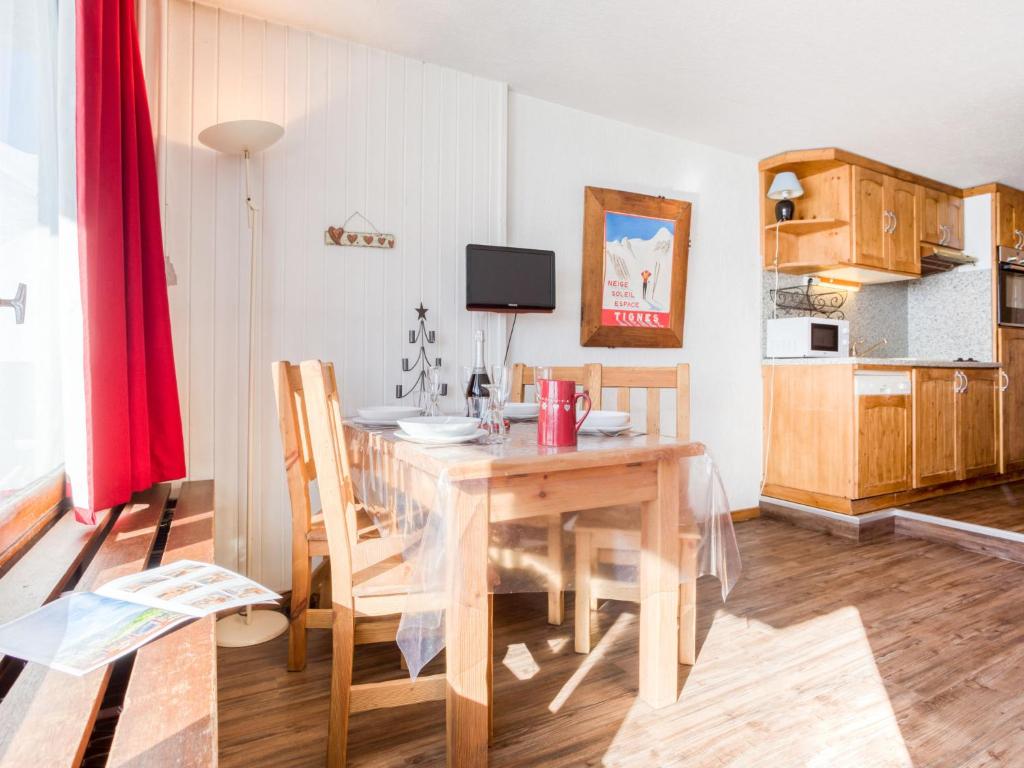 Apartment Grandes Platières II-22 by Interhome - 3