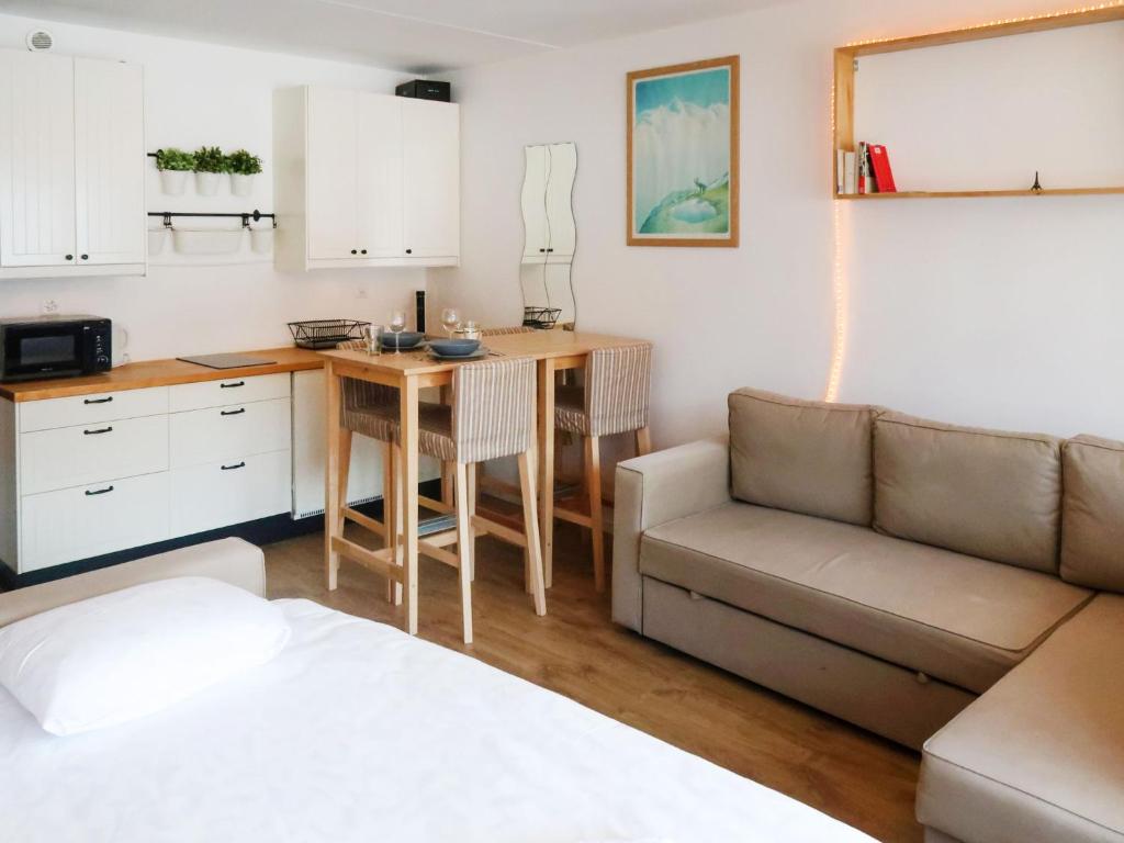 Studio Rosablanche D12 by Interhome - 4