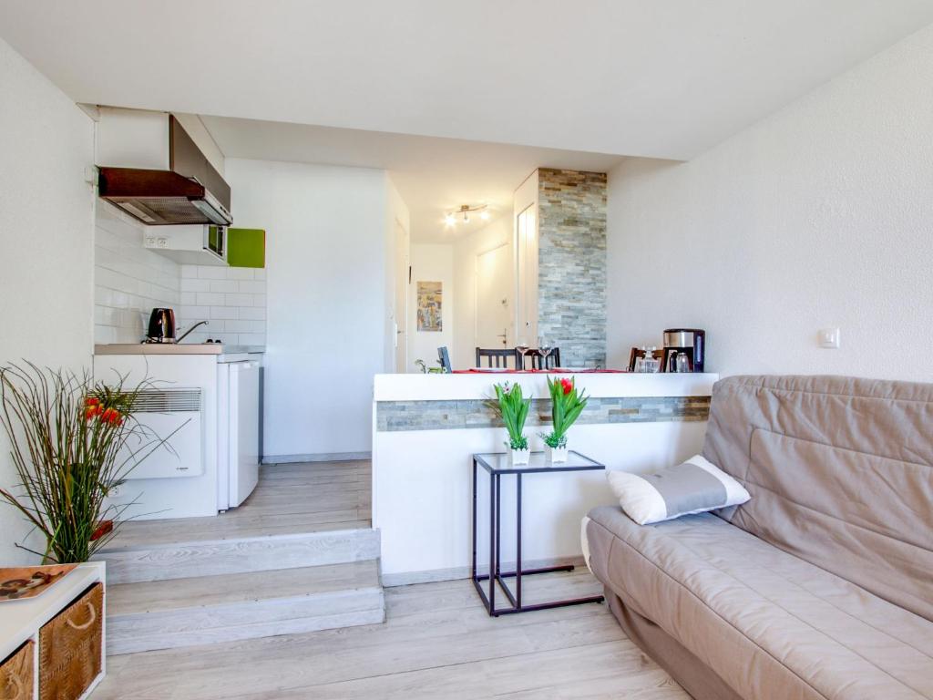 Studio Les Marinas-9 by Interhome - 4