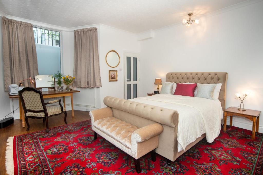 Stay@27, Brighton & Hove