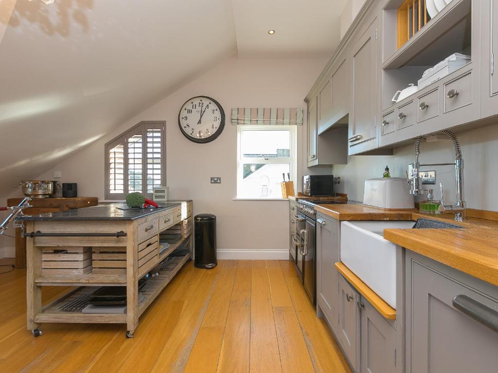 7 Four Seasons, St Ives photo 6