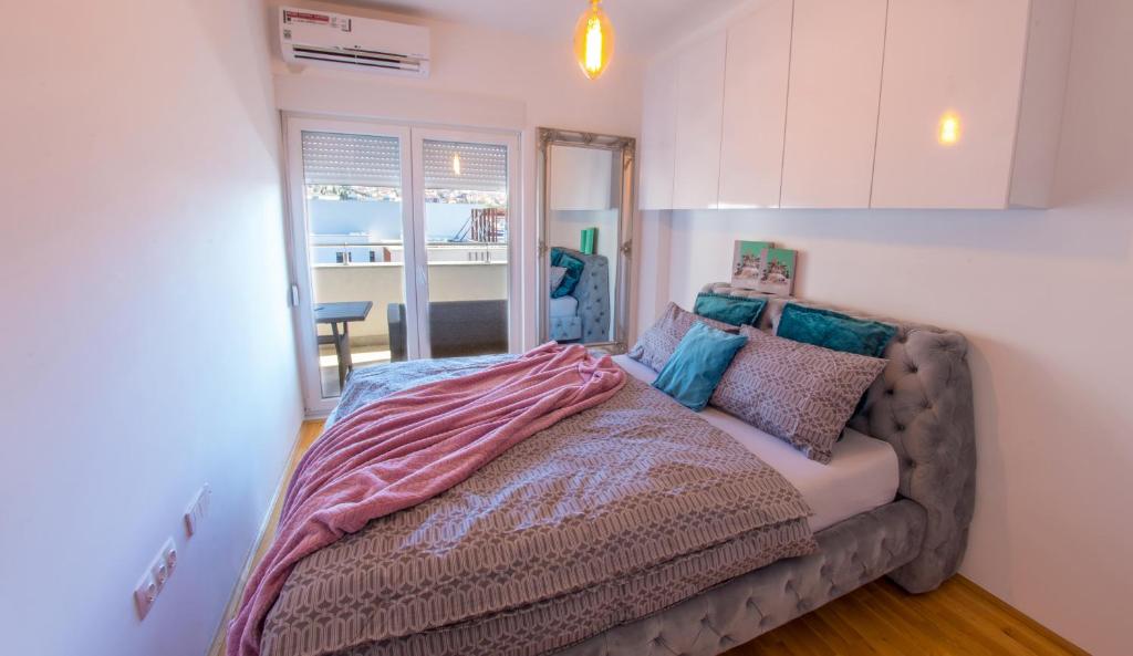 Apartment President - 3