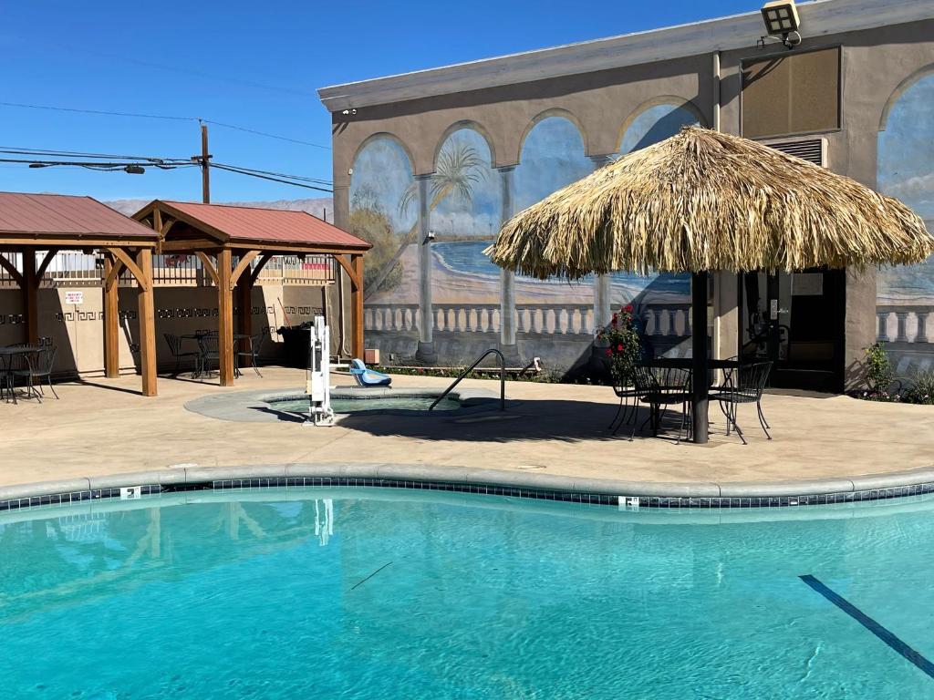 Days Inn by Wyndham Indio photo