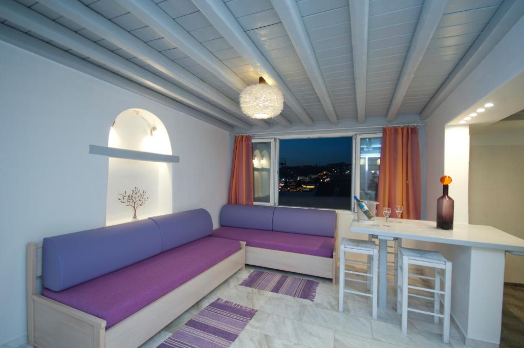 Mykonos Marina photo