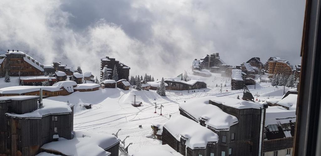 Happy Yeti Avoriaz - 1