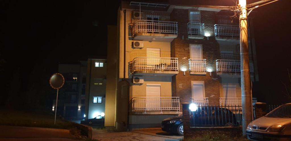 Apartman Nikola- 4 ZVEZDICE minimalno 3 nocenja za rezervaciju - 2