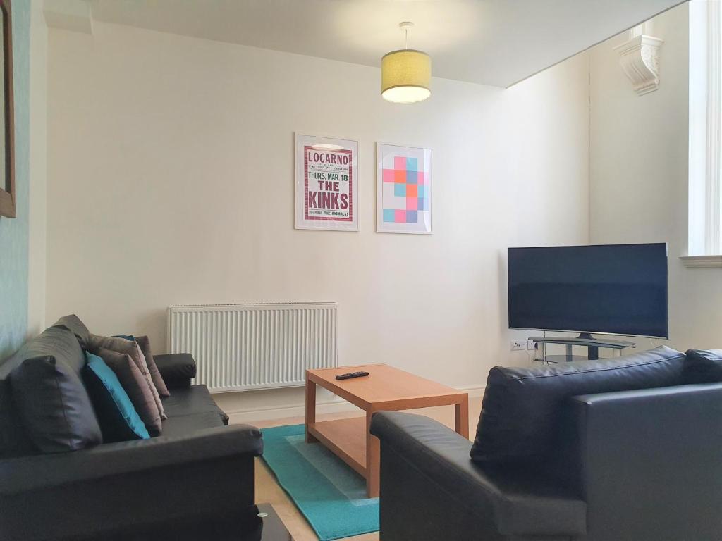 Central Apartments - Spacious 2 Beds