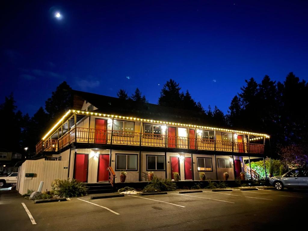 Discovery Inn photo