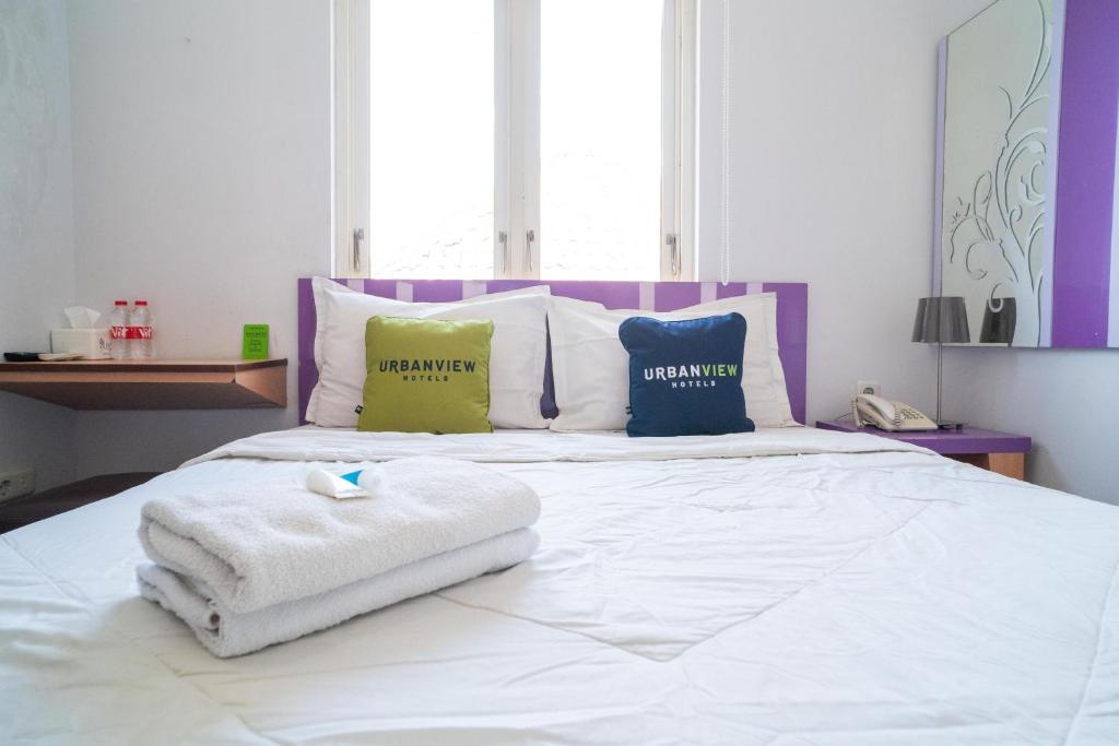 Urbanview Hotel FiFFa Kauman Malang