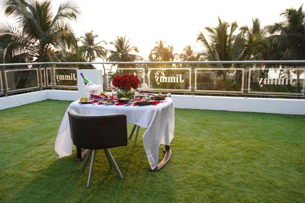 Jimmy Beach Resort photo