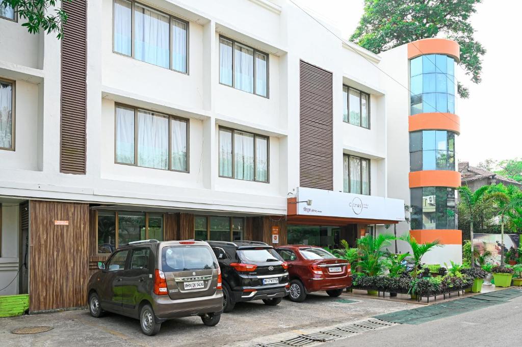 Citrus Hotel Lonavala photo