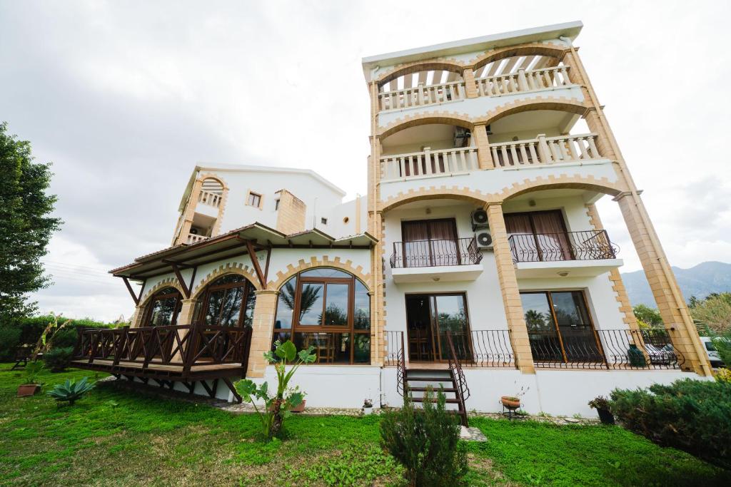 Topset Hotel — Hotel in Karaoğlanoğlu