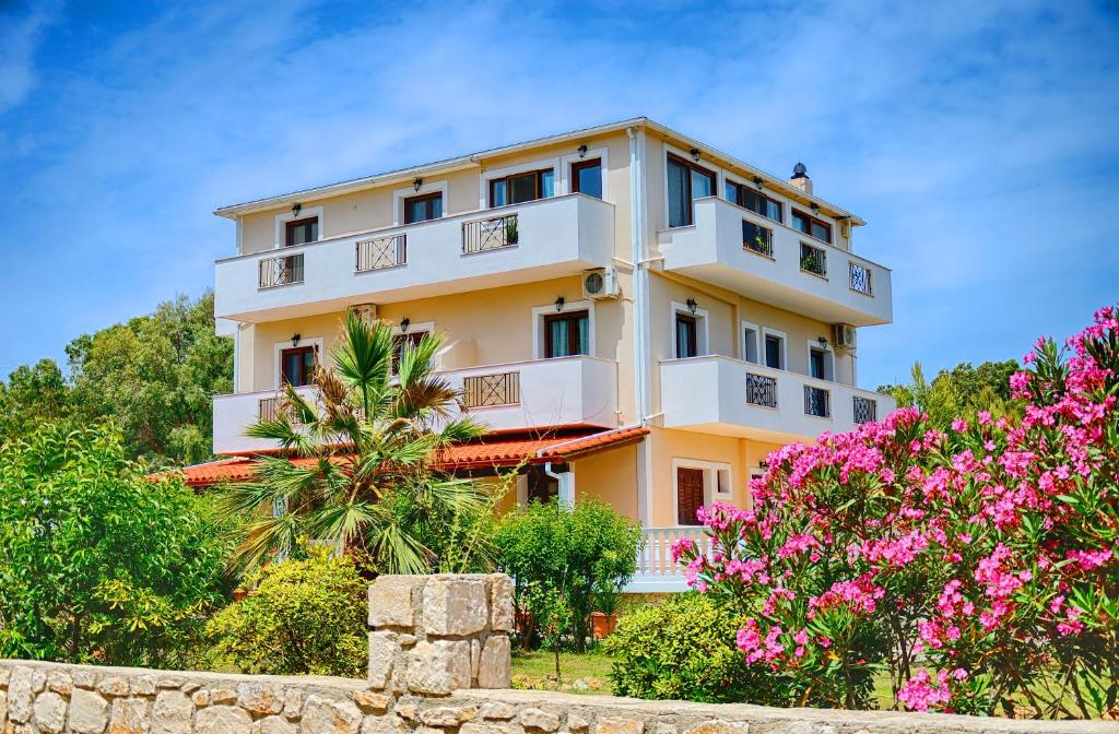 Andriani-Michalis Studios — Hotel in Zakynthos Island