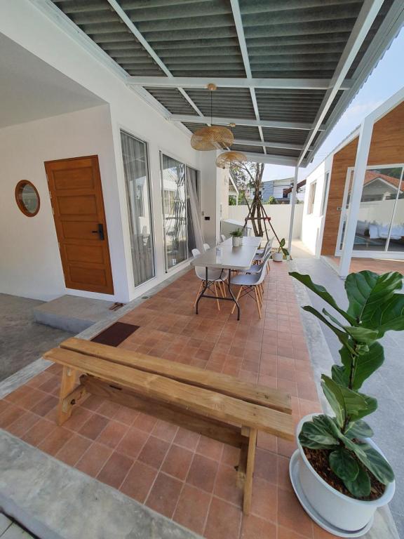 Chic and Cool Pool Villa