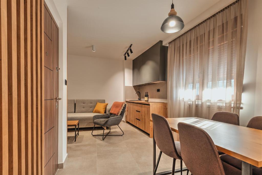 Apartments Proforma - 3