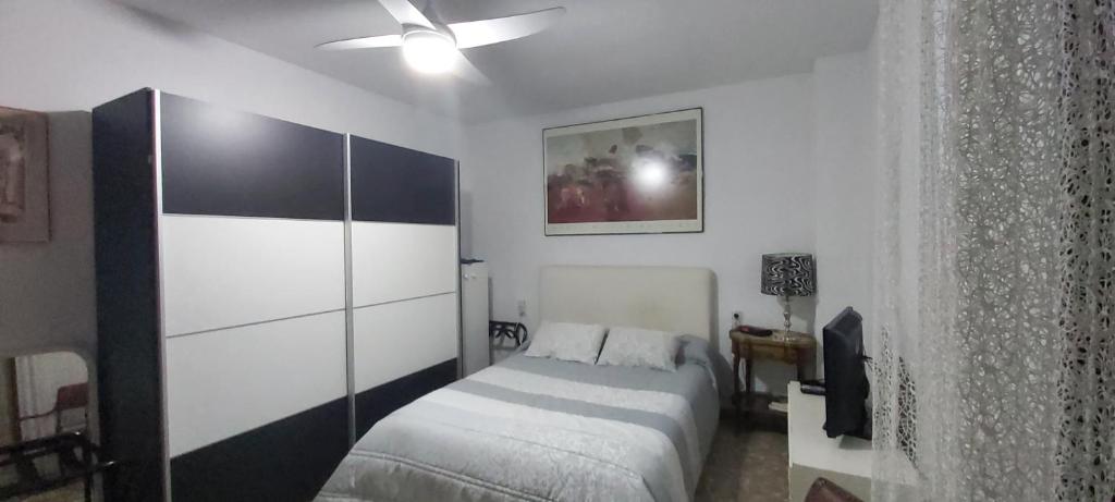 lola.- HABITACION DE MATRIMONIO, CON BAÑO PRIVADO - 3