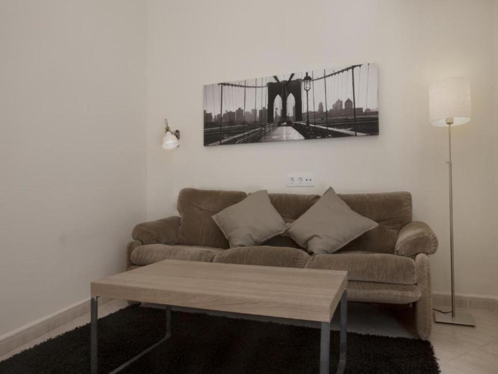 EEN KNUSSE ONYX KAMER