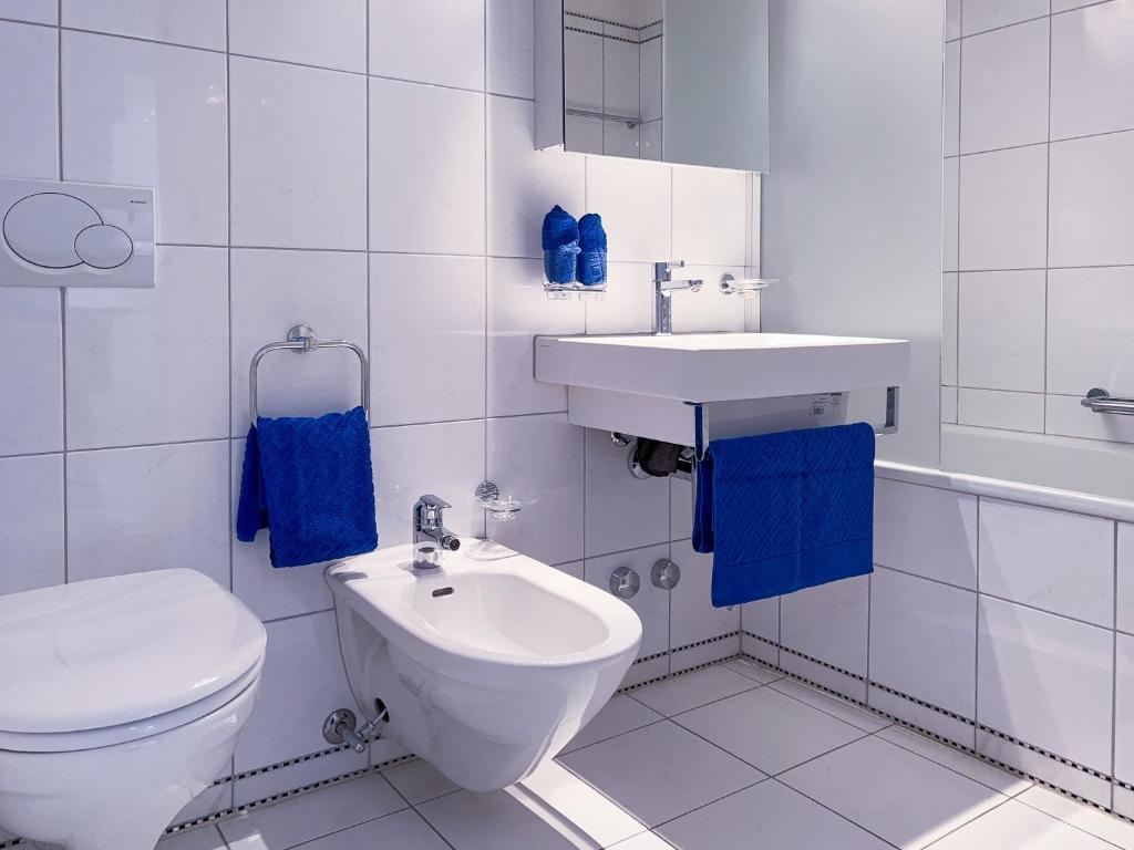 Designer Küche - Südbalkon - TG-Stellplatz - WLAN - 3