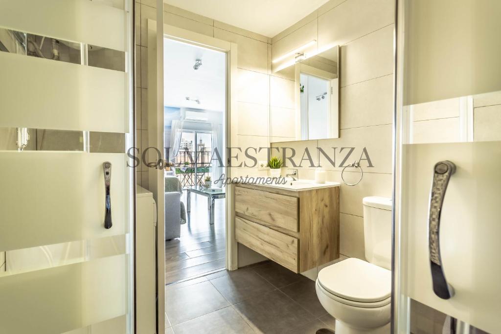 Atarazanas Apartment by Sol Maestranza - 3
