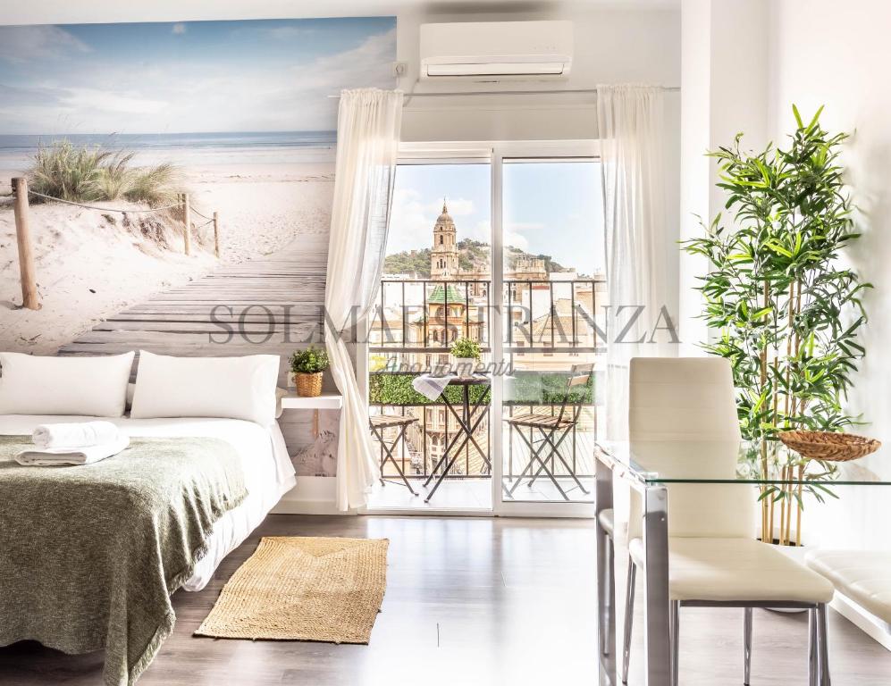 Atarazanas Apartment by Sol Maestranza - 4